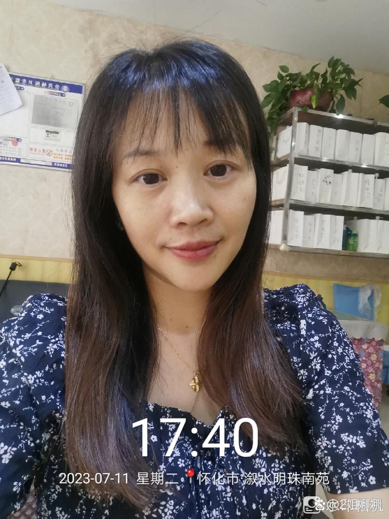 西瓜热量分析揭秘 低热量水果还是食欲挑战者 吃了会不会发胖 年热点聚焦在西瓜热量上 西瓜热量分析揭秘 低热量水果还是食欲挑战者 吃了会不会发胖 年热点聚焦在西瓜热量上