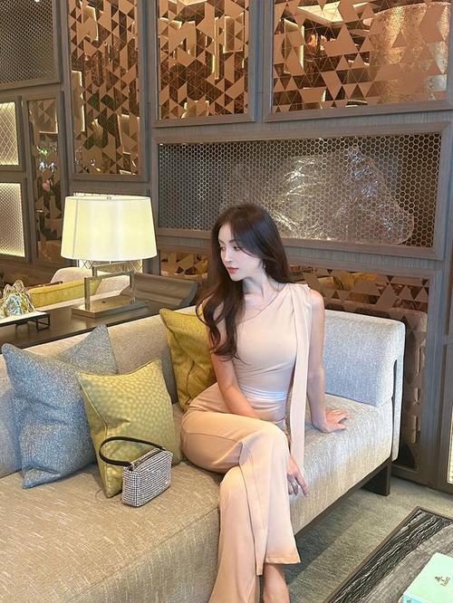 瘦身新秘诀 探索养生减脂餐2025 打造完美瘦身食谱 瘦身新秘诀 探索养生减脂餐2025 打造完美瘦身食谱