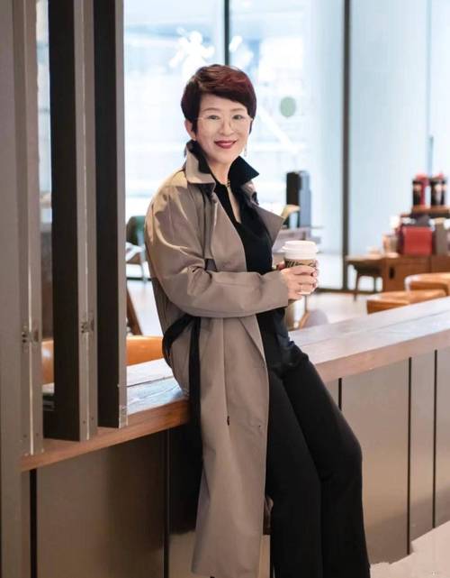 柠檬怎么泡水才好喝 柠檬怎么泡水的正确泡法 柠檬怎么泡水才好喝 柠檬怎么泡水的正确泡法