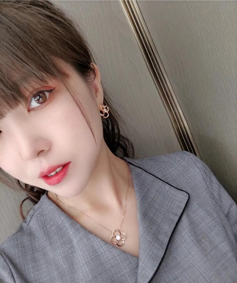 奥利司他胶囊减肥安全吗 奥利司他胶囊减肥 奥利司他胶囊减肥安全吗 奥利司他胶囊减肥